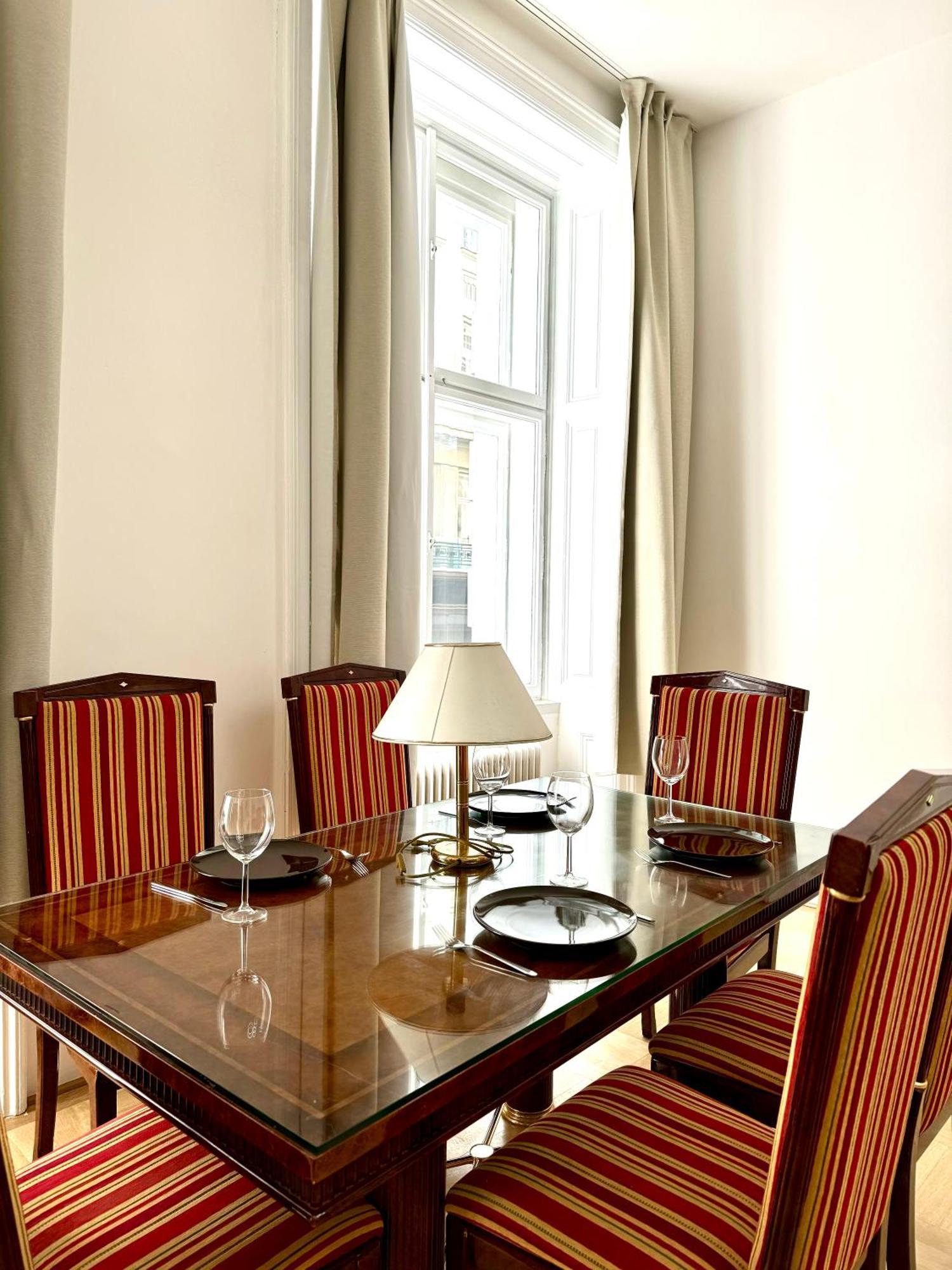 Opera Vienna Apartment 145 M2 Εξωτερικό φωτογραφία